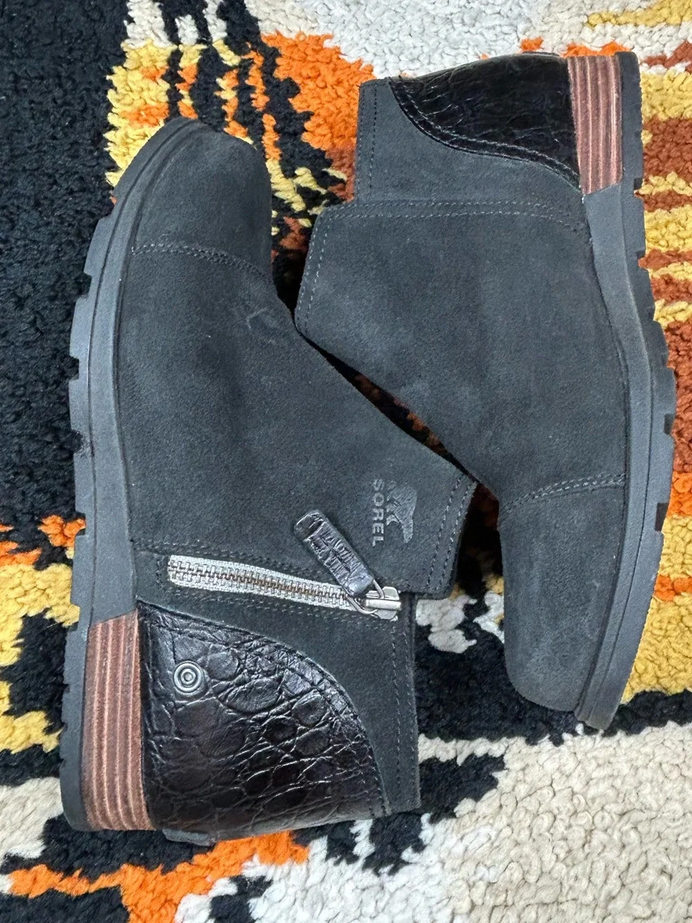 SOREL, Major Low booties!!